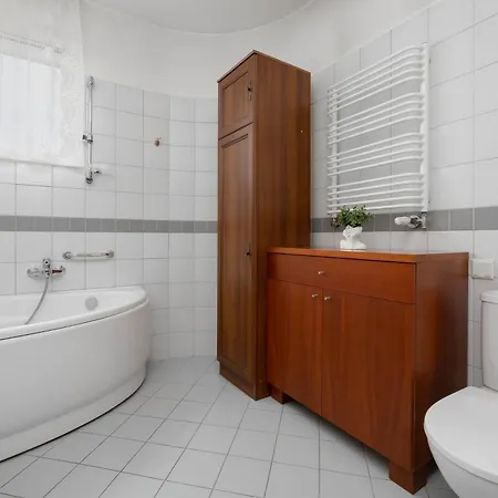 Spacious Pet Friendly In By Renters Апартаменты Варшава