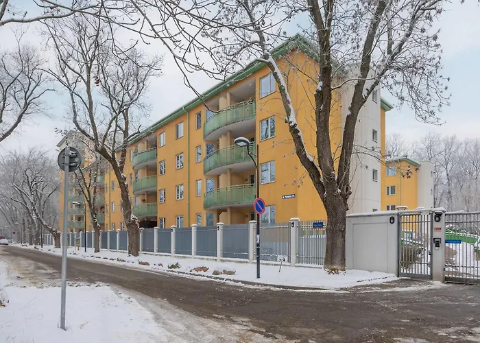 Апартаменты Spacious Pet Friendly In By Renters